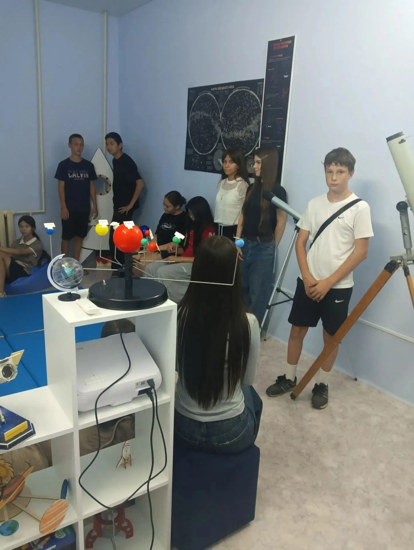 20 августа  ребята 7 а класса, после работы на пришкольном участке, посетили школьный п...