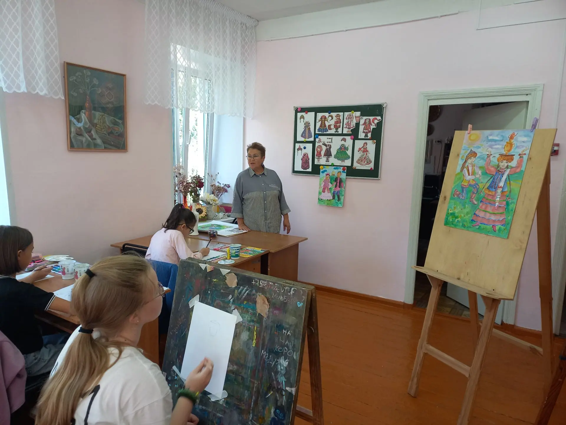 В День  национального костюма народов Республики Башкортостан в нашей школе прошло тема...