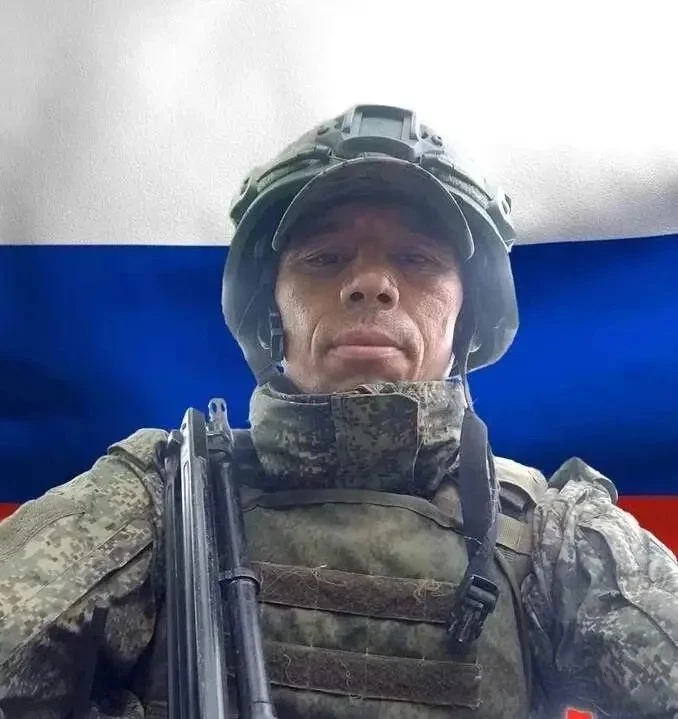🙏Вечная память 
защитнику Отечества

Бузину
Константину Владимировичу

Погиб при исполнении воинско