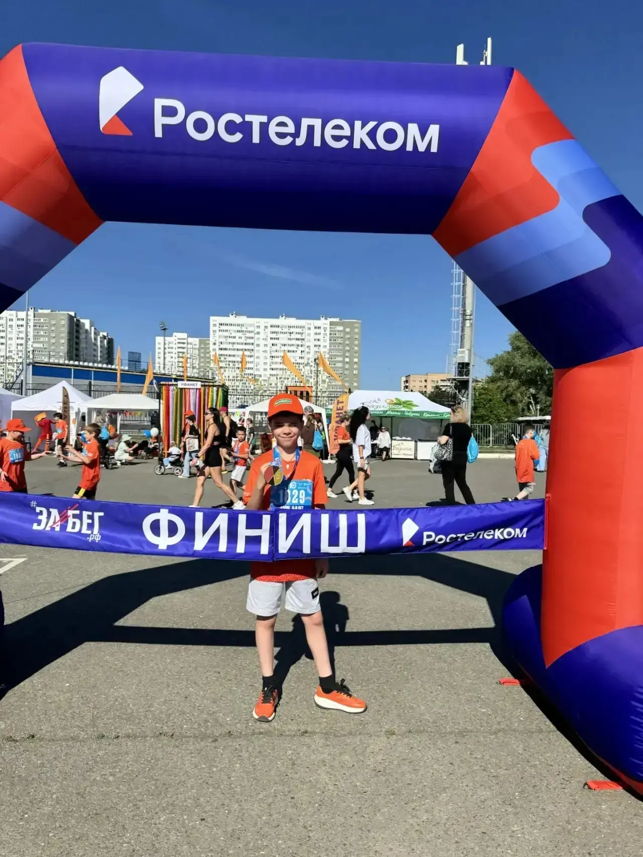 Спорт-это жизнь!🏅  Бег — вид физической активности, который приносит пользу здоровью, улучшает физич