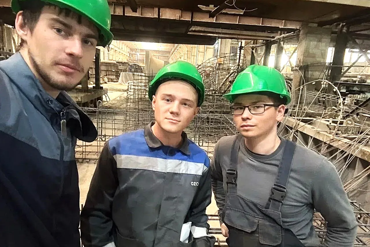 Студенты ТвГТУ проходят практику на тверском предприятии по производству железобетона

Студенты спец
