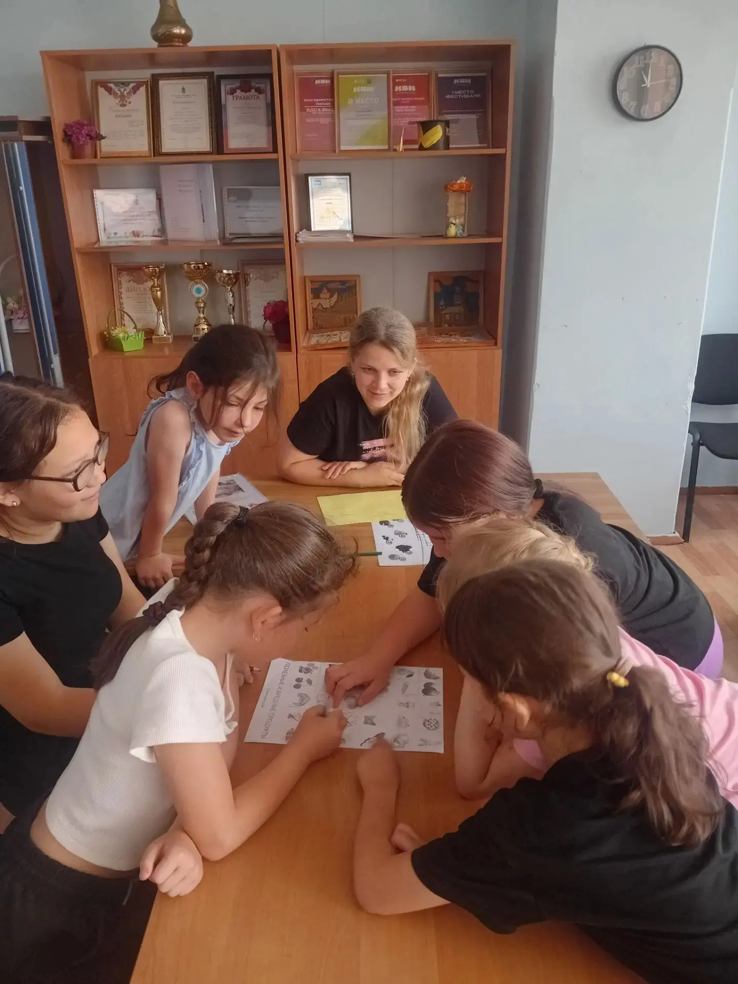 В летнем пришкольном лагере прошёл День Орлят, который оказался насыщенныи и увлекательным.
Воспитан