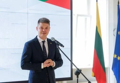 Литва отправит до 100 военных на границу с Калининградской областью.