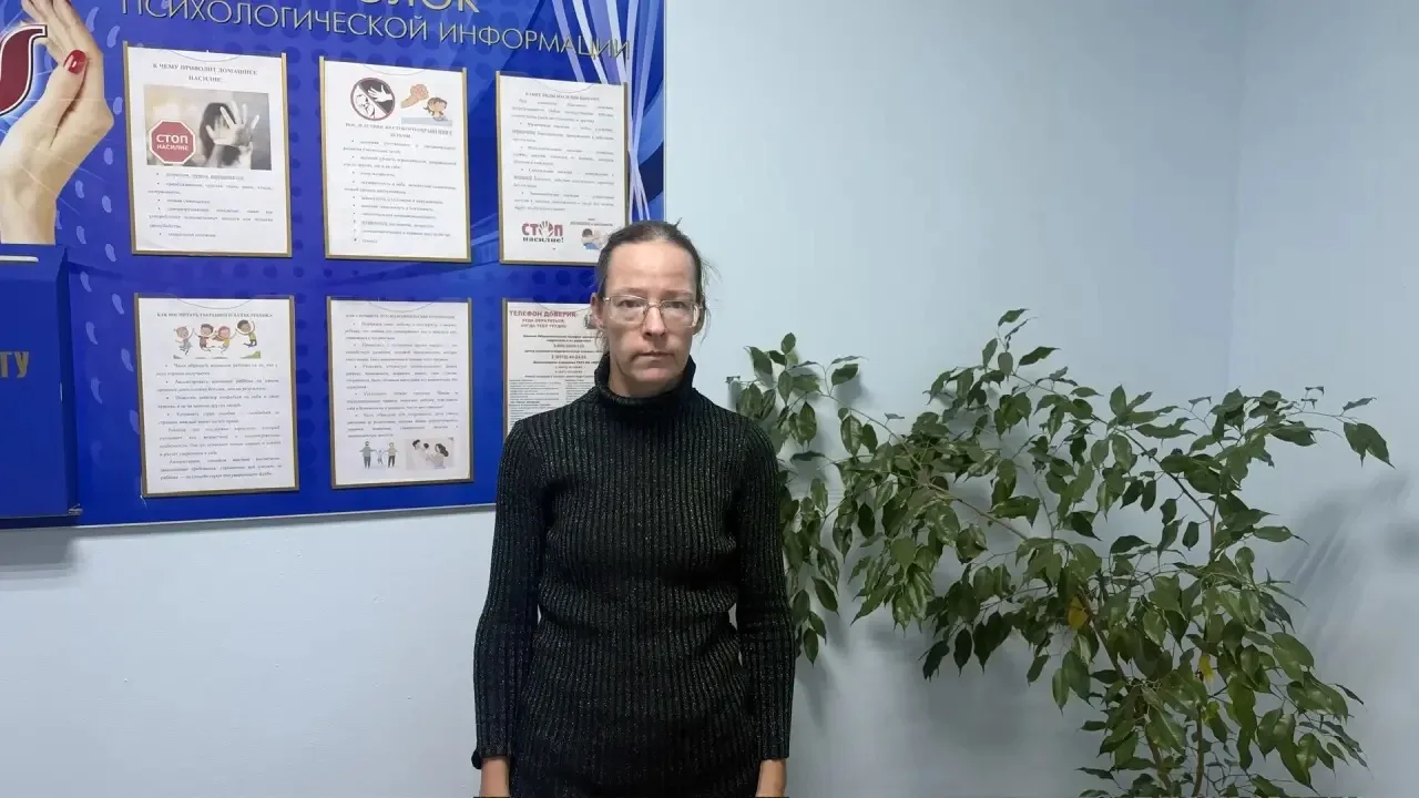 Когда женщина оказывается в кризисной ситуации, ей нередко приходится откладывать себя ...
