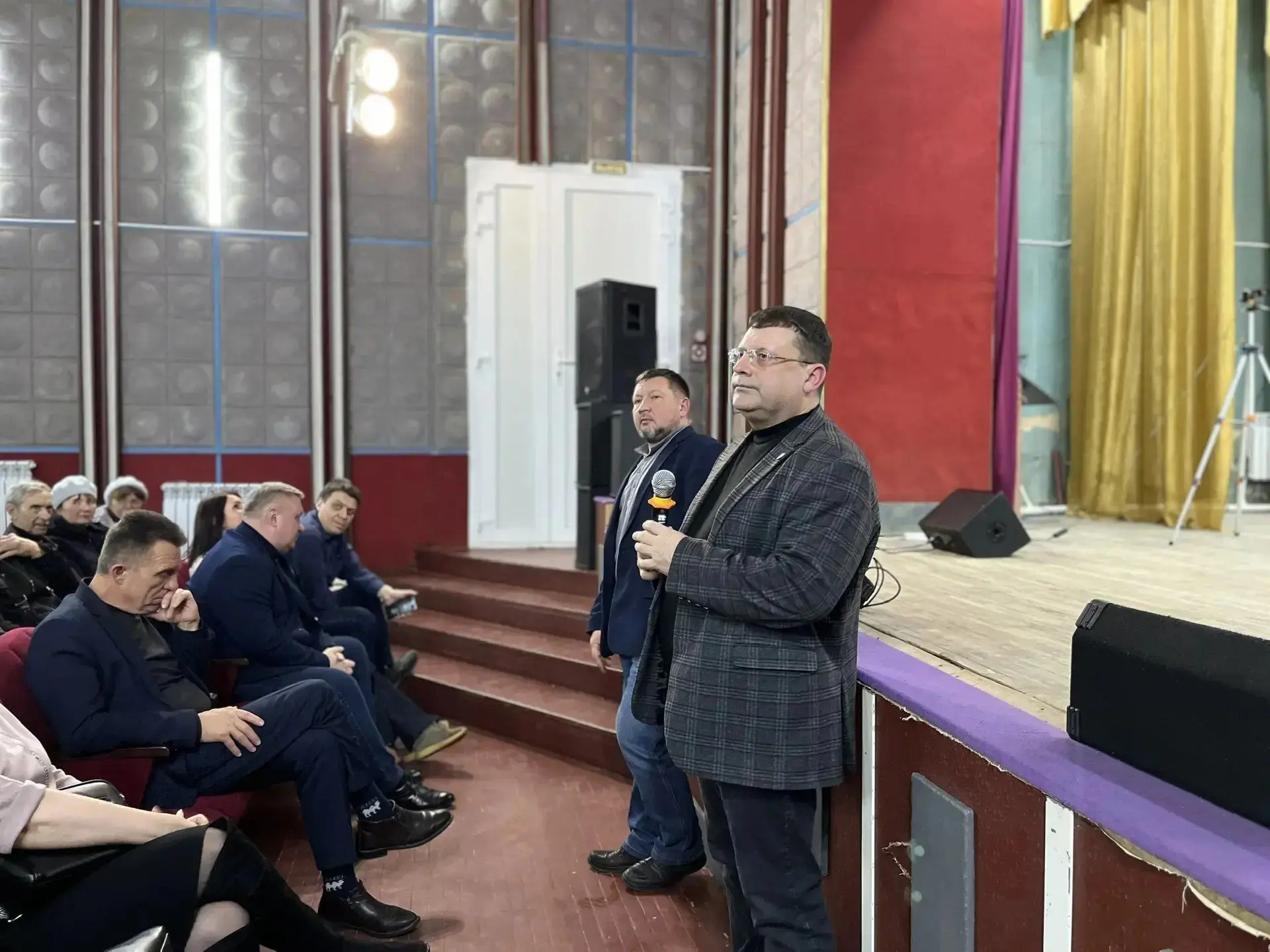 Уважаемые жители Дорогобужского округа!

📆30 июня, в 18:00, в актовом зале Детской школы искусств (