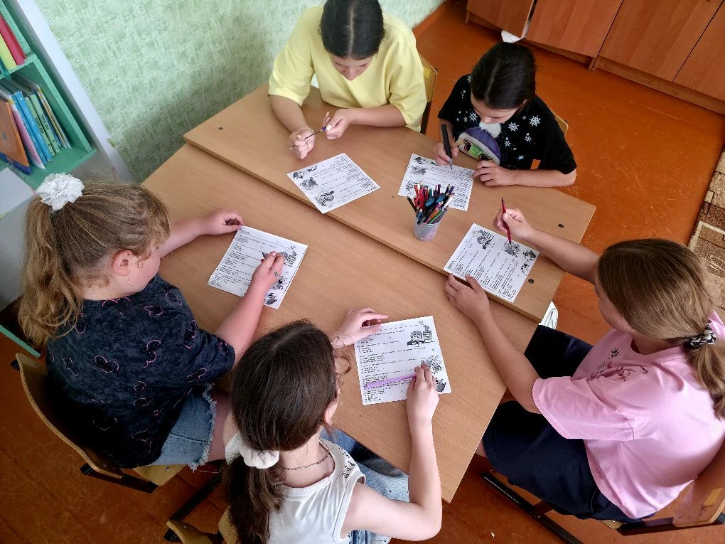 Чем живёт наш библиоклуб? Мурзилкины уроки.

Сегодняшняя встреча в библиотечном клубе была посвящена