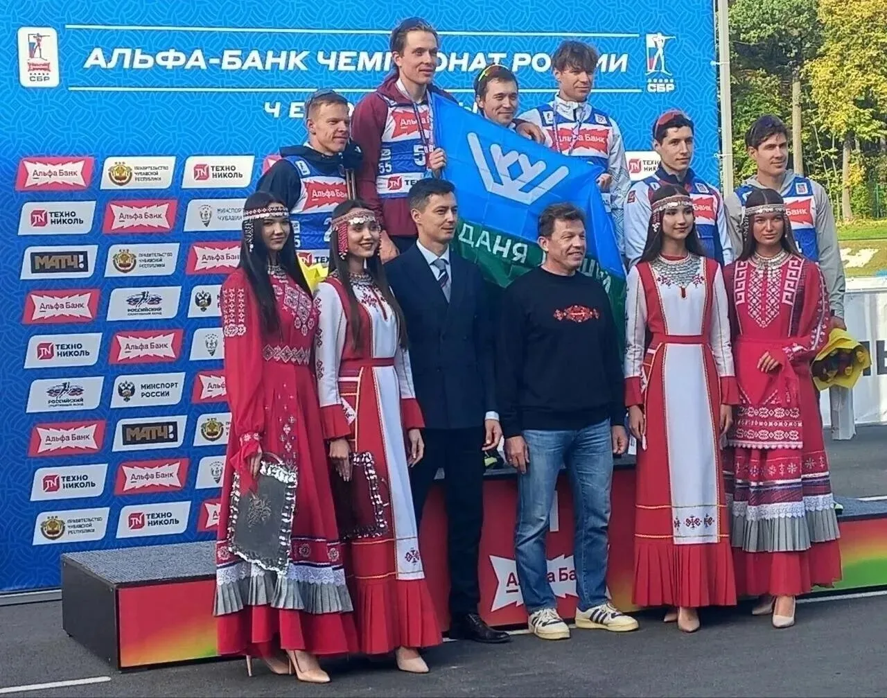 Сборная Югры завоевала две золотые медали на чемпионате России по летнему биатлону в Че...