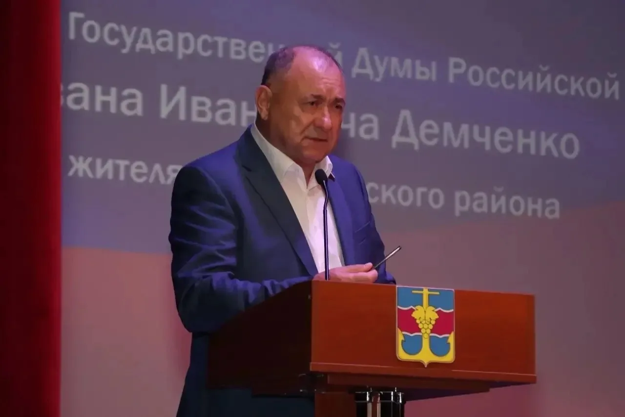🤝 Депутат Государственной Думы Иван Демченко провел рабочую встречу с жителями, представителями ТОСо