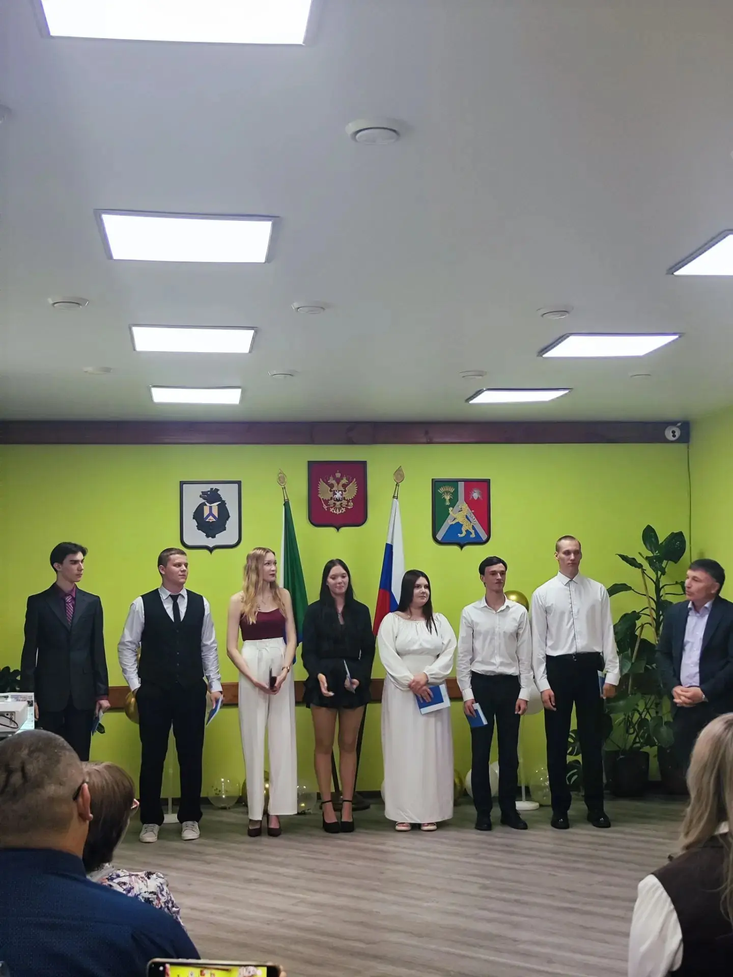 Выпускной 2026: в добрый путь, выпускники! 🎓✨Вот и прозвучал последний аккорд школьной симфонии для