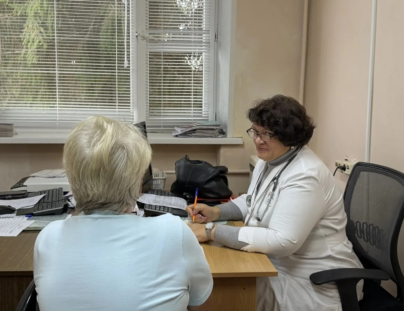 🏥 Специалисты Курской ОМКБ регулярно выезжают в районы - так высококвалифицированная м...