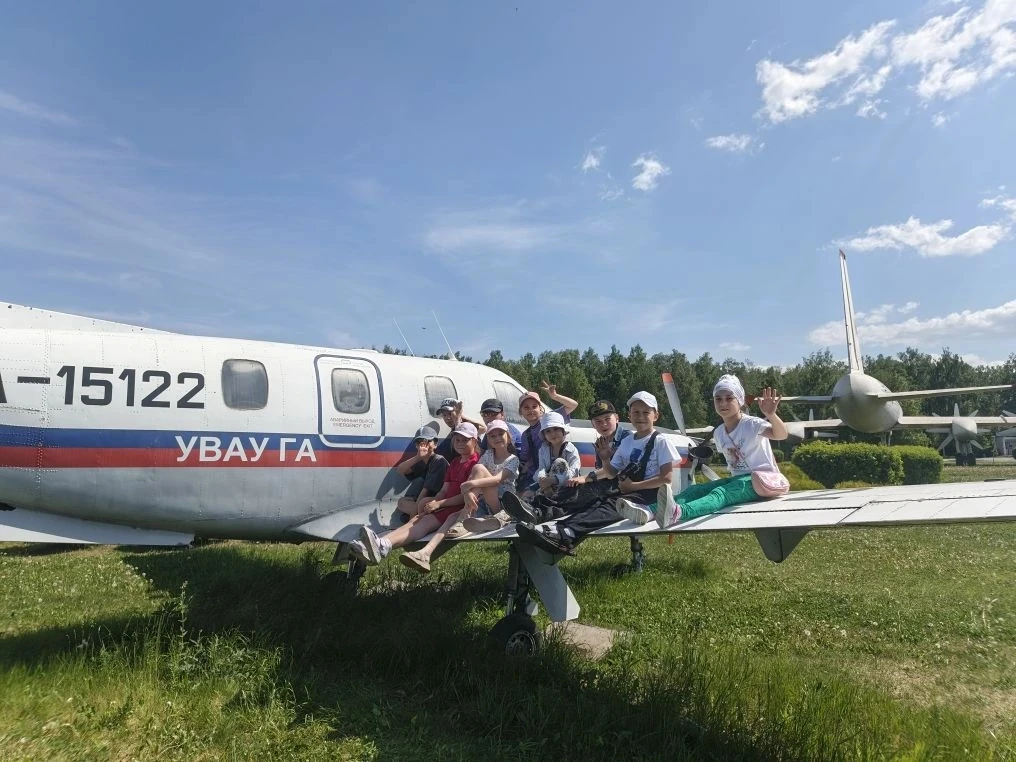 ✈Наши экскурсии   2б класс и классный руководитель Липанова А.С. посетили уникальный Ульяновский  му