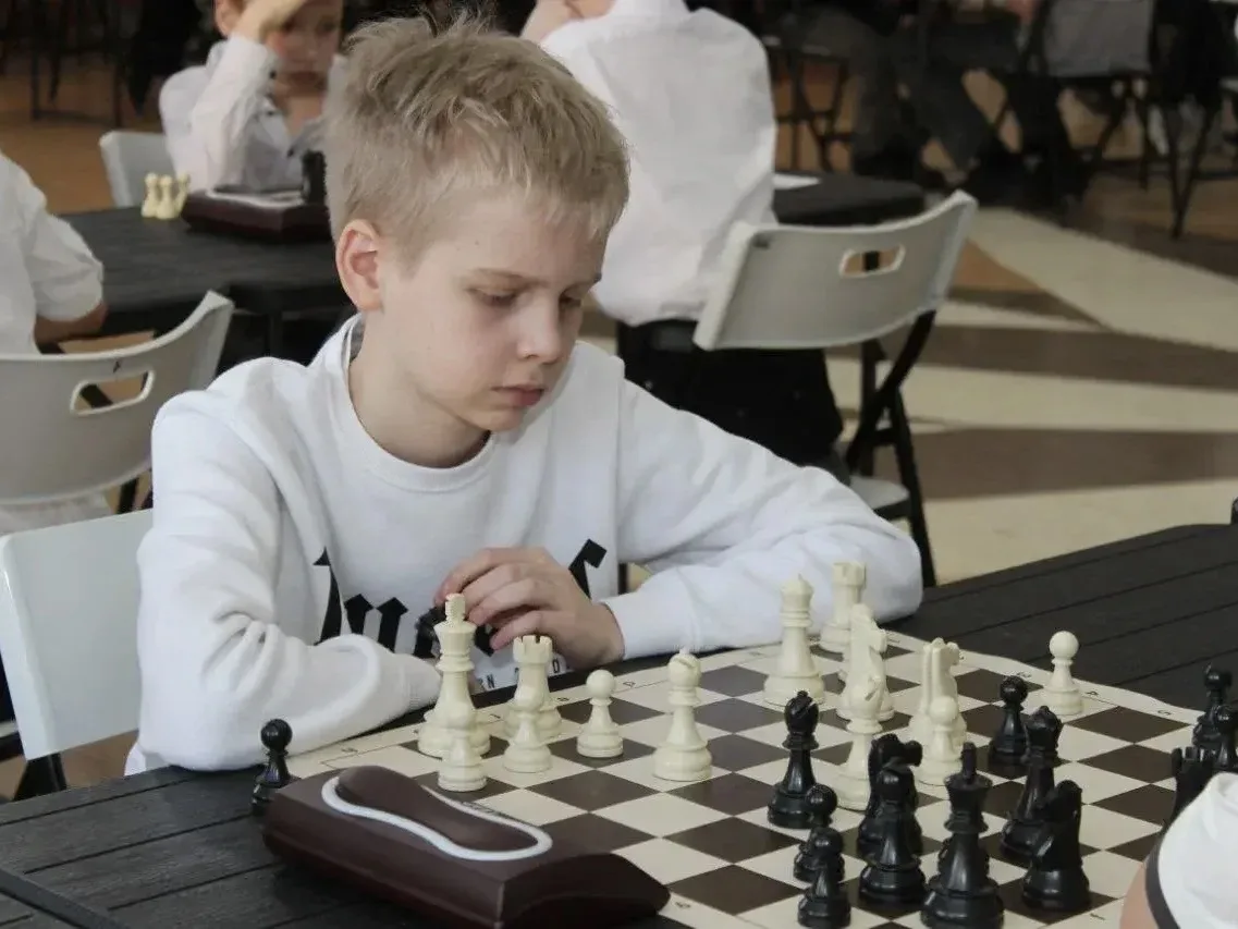 Наши шахматисты   ♟️ Завершился городской этап турнира по шахматам «Белая ладья», в котором приняли 