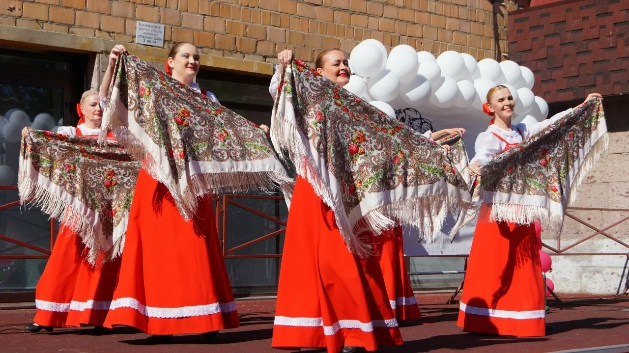 🎵 Лето набирает обороты, а мы продолжаем радовать вас музыкой и танцами. Уже завтра со...