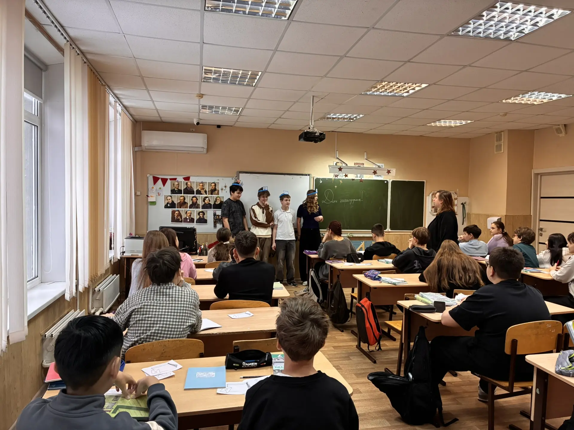 📚❤️ С любовью к книгам: в нашей школе отметили День книгодарения!  В этот замечательный день хочется