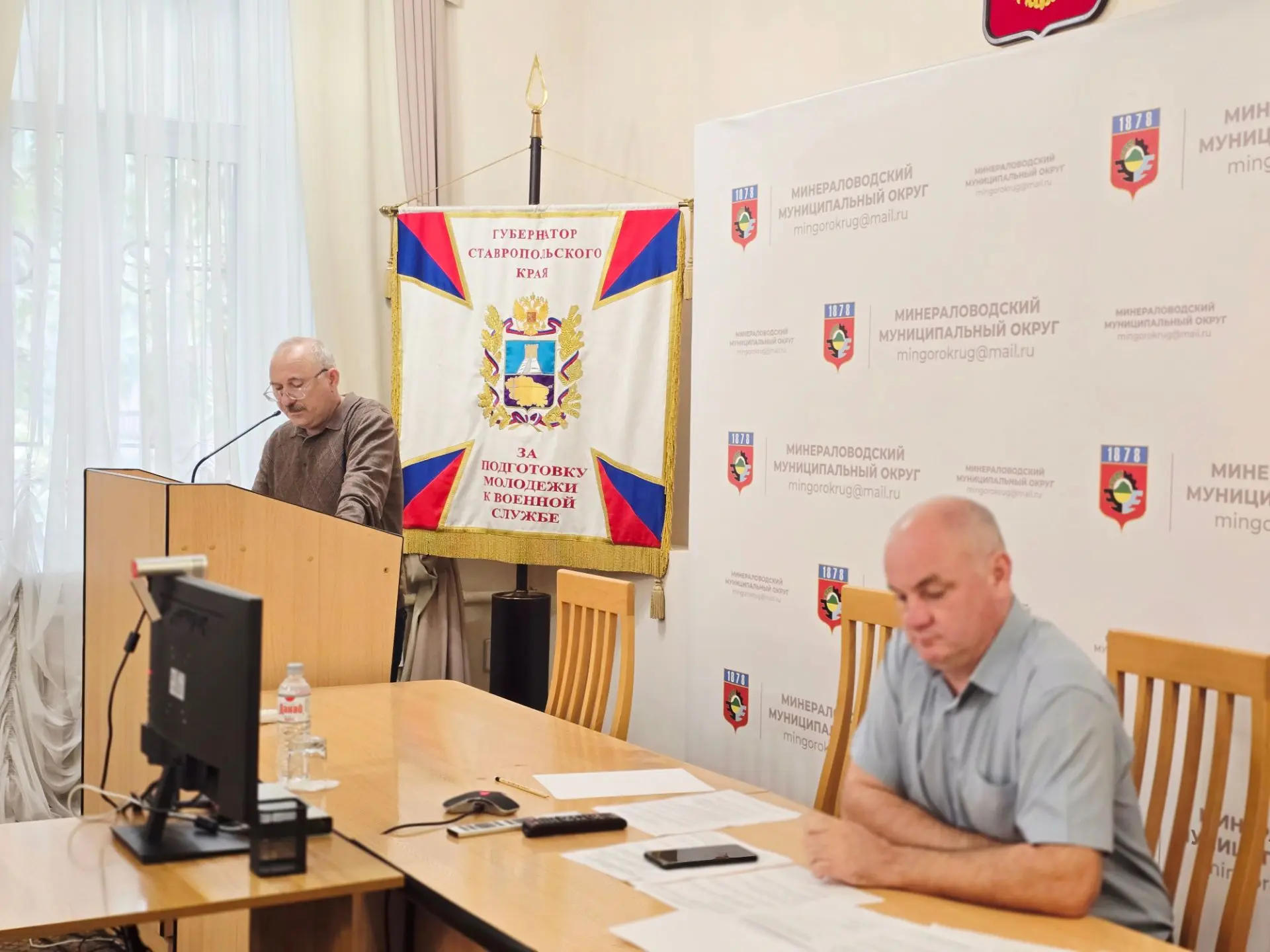 На заседании КЧС обсудили один из важных вопросов – подготовку к осенне-зимнему отопите...