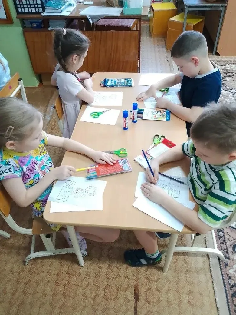На базе МБДОУ «Детский сад № 8 комбинированного вида» было проведено занятие совместно с педагогом д