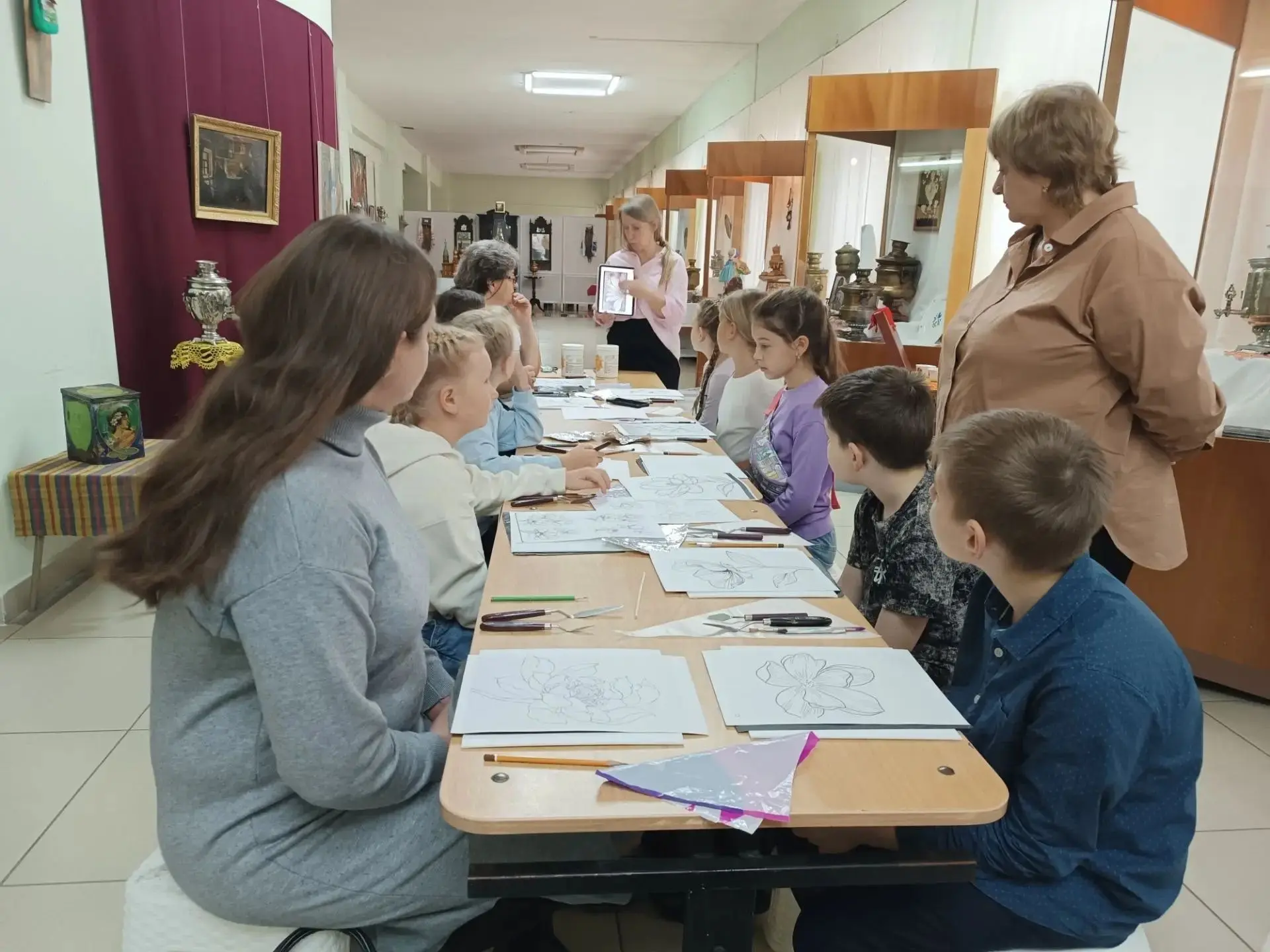 🍂 Семейные выходные в «Самоварграде Красноуфимск» - тепло, творчество, уют!