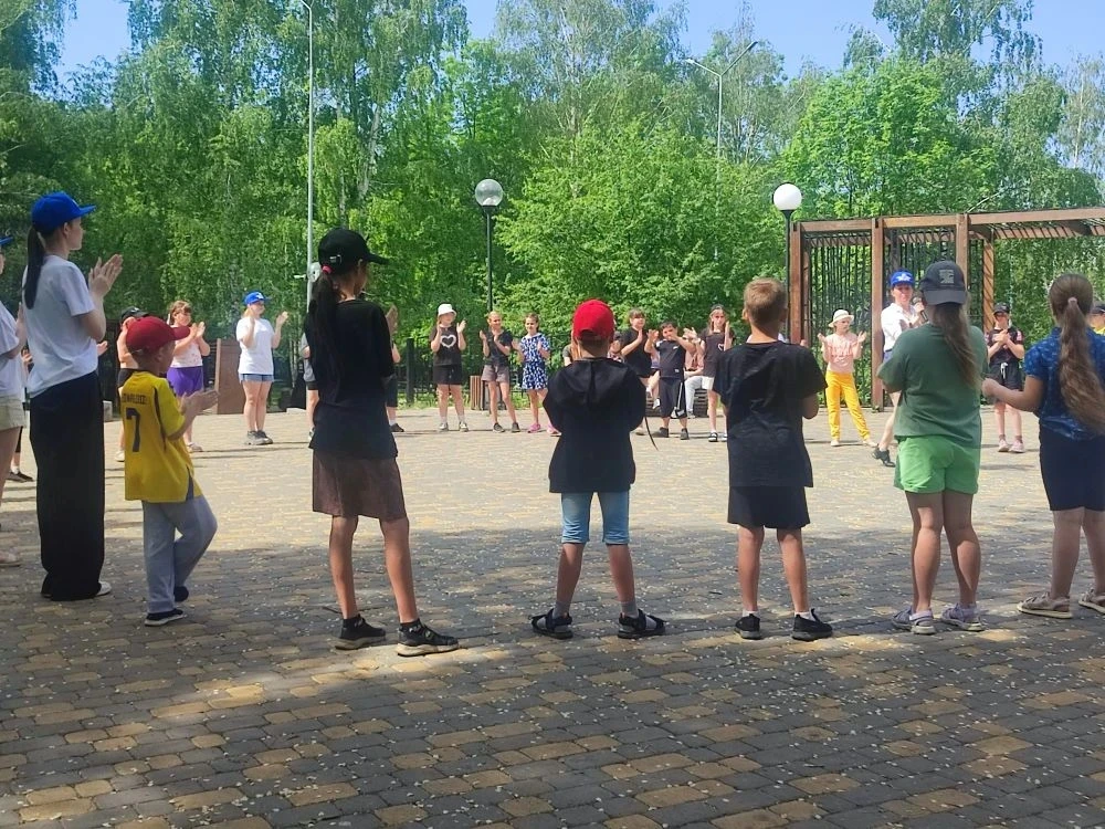 СДК "Шахтёр": Где Сердца Бьются в Ритме Мира! 🌍💃🕺,знакомились с танцами разных народов.


#Счасть