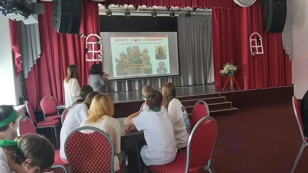 👨‍🎓ОРИЕНТИРЫ ЖИЗНИ👩‍🎓  В МАОУ СОШ №49 для школ города Екатеринбурга прошёл завершающий муниципальный
