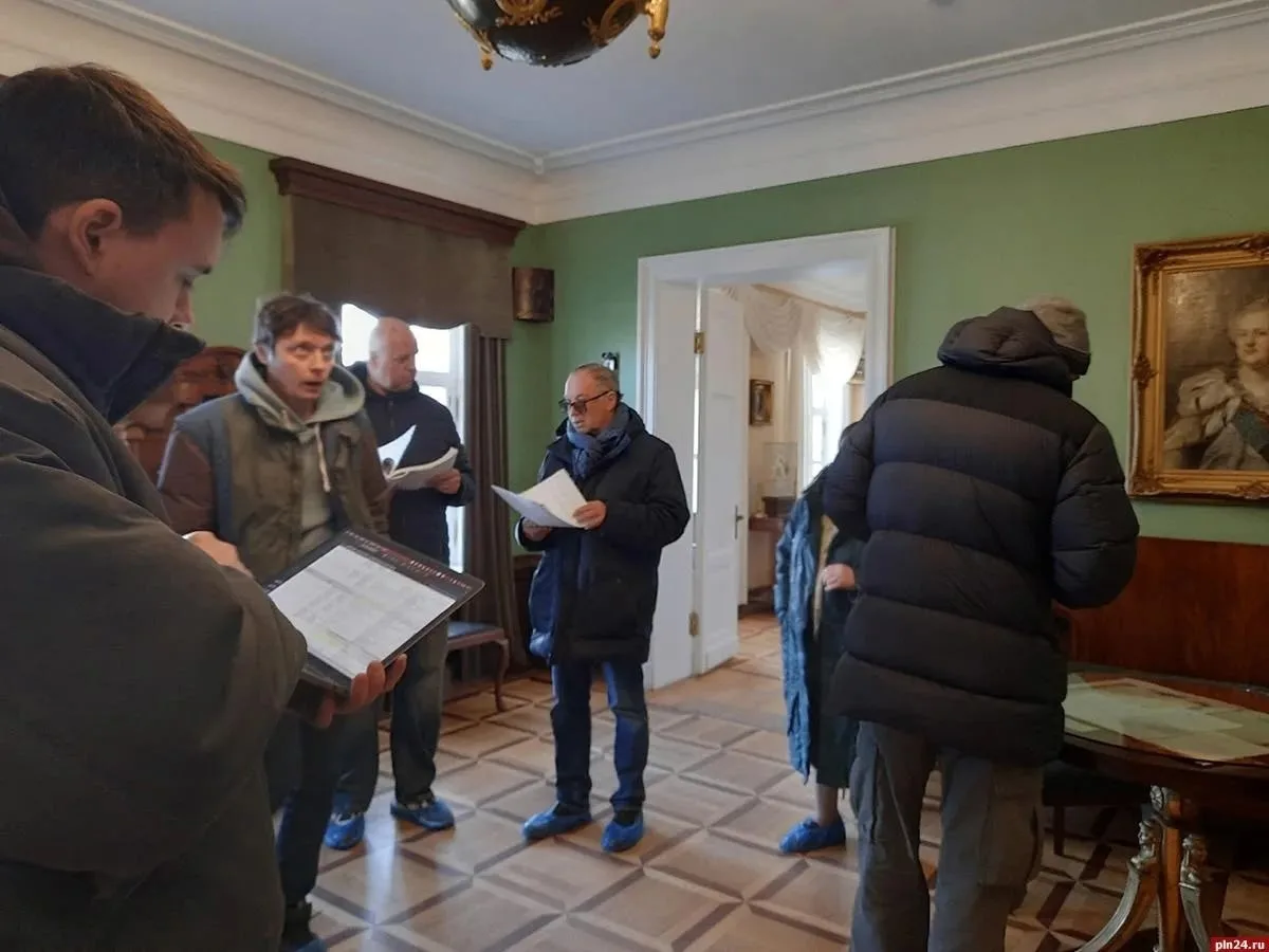 🎬 Режиссёр Сергей Урсуляк готовит съёмки «Войны и мира» в Пушкинском заповеднике  Творческая группа 
