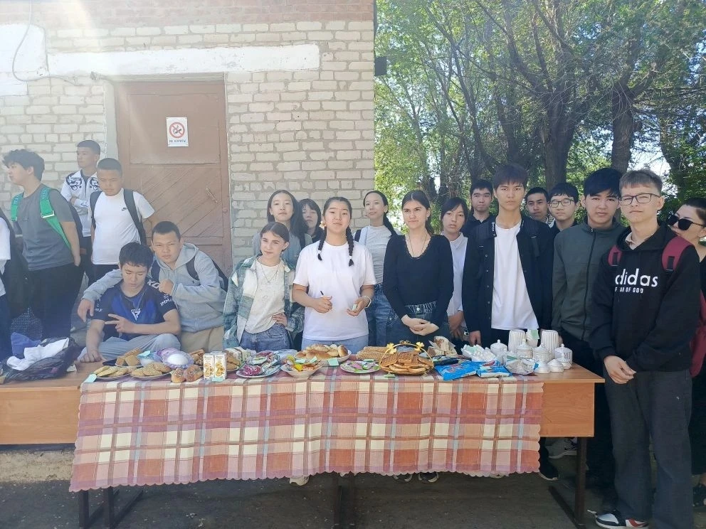 Поддержка и забота: школьники объединились ради общего дела  Сегодня в Алтынжарской средней общеобра