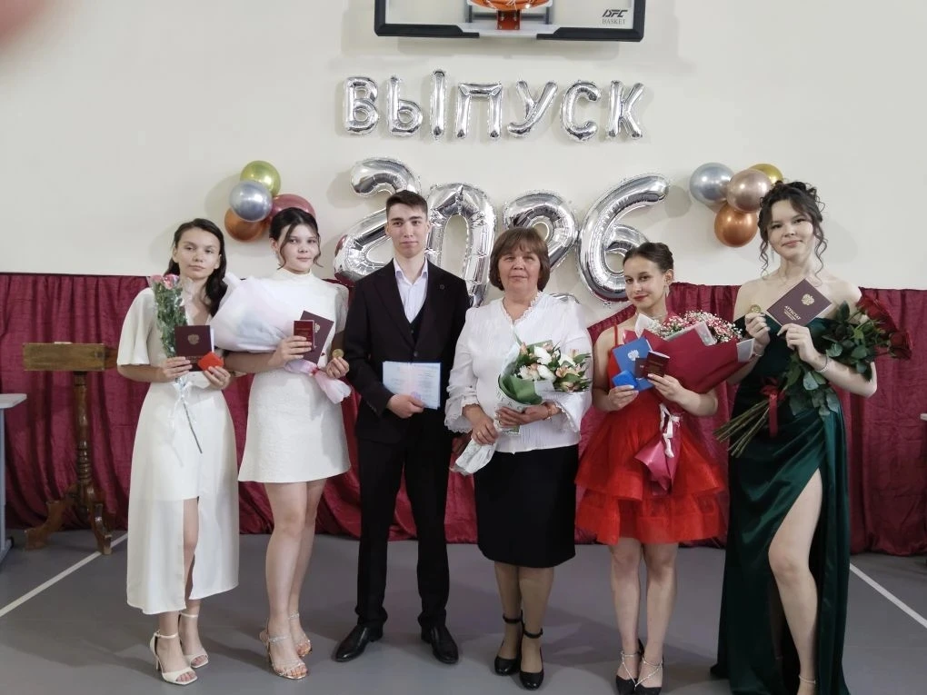 27 июня 2026 года в МБОУ «Тарханская СОШ» состоялся Выпускной для обучающихся 11 и 9 классов. Выпуск