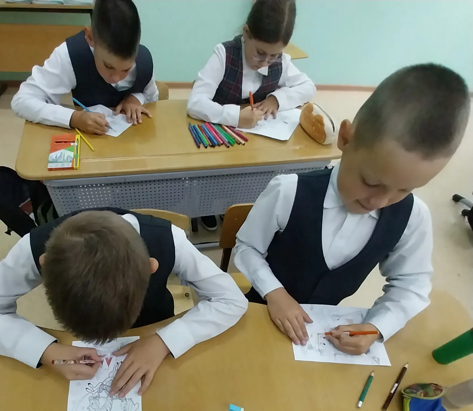 Ученики 4 класса ( классный руководитель Ханнанова М. Д.) приняли участие в Республикан...