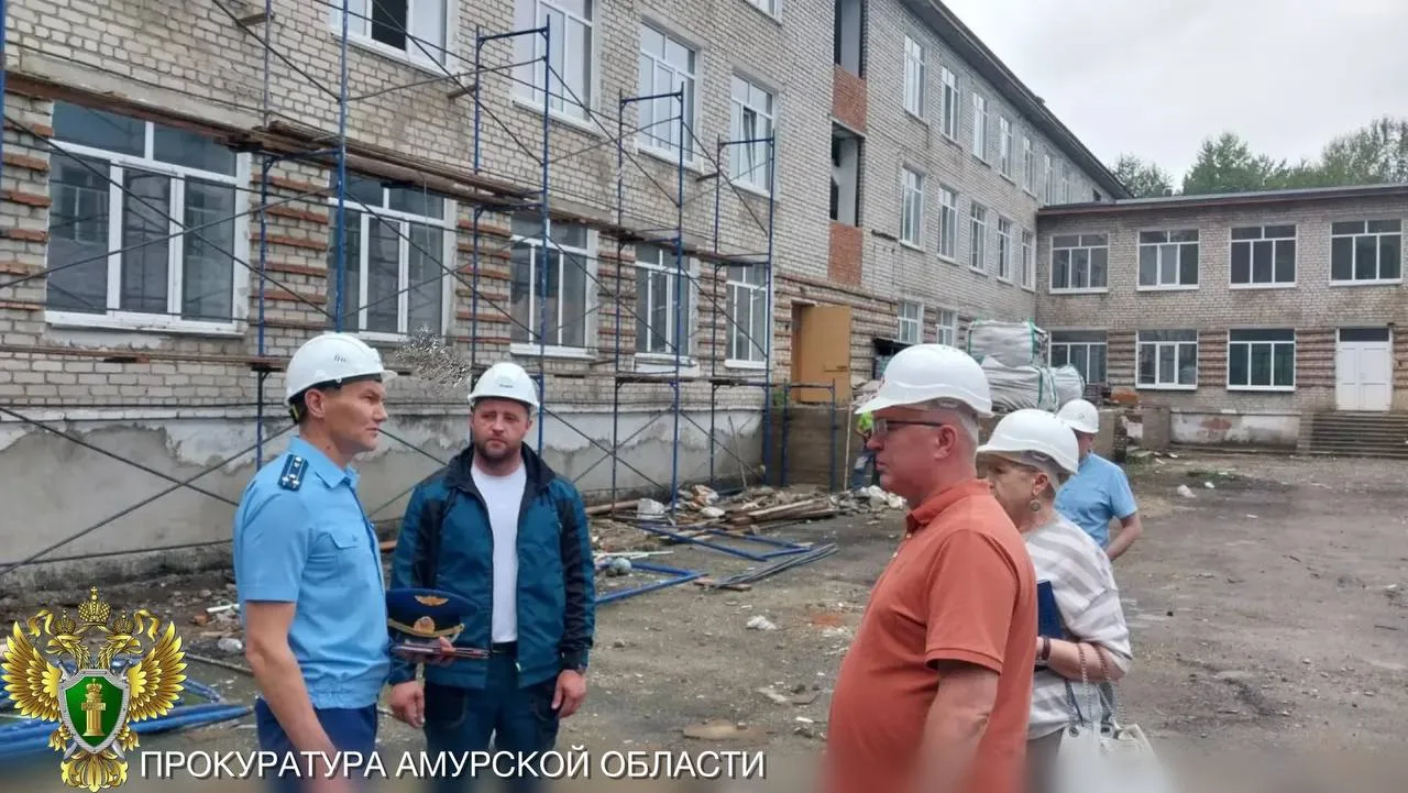 Прокуратура Зейского района проверила реализацию национальных проектов на территории округа

Прокуро