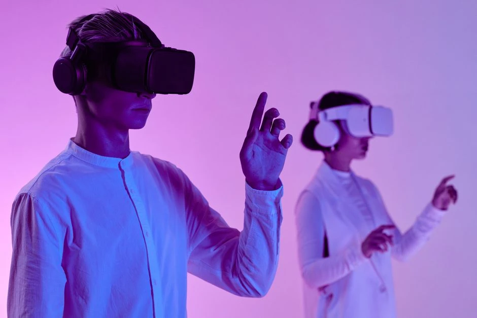 🤖 VR-очки для совещаний: будущее или хайп?