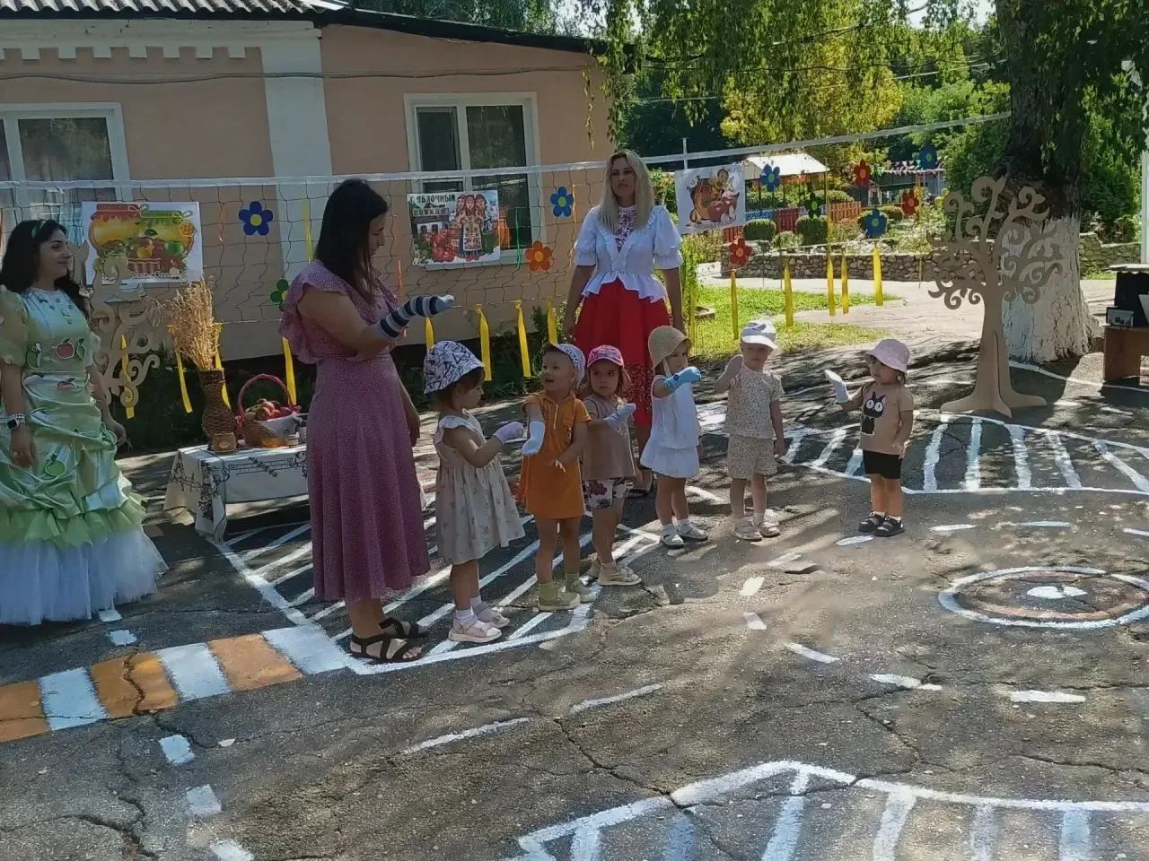 19 августа, в День Преображения Господня, в нашем детском саду царила особая, светлая и...