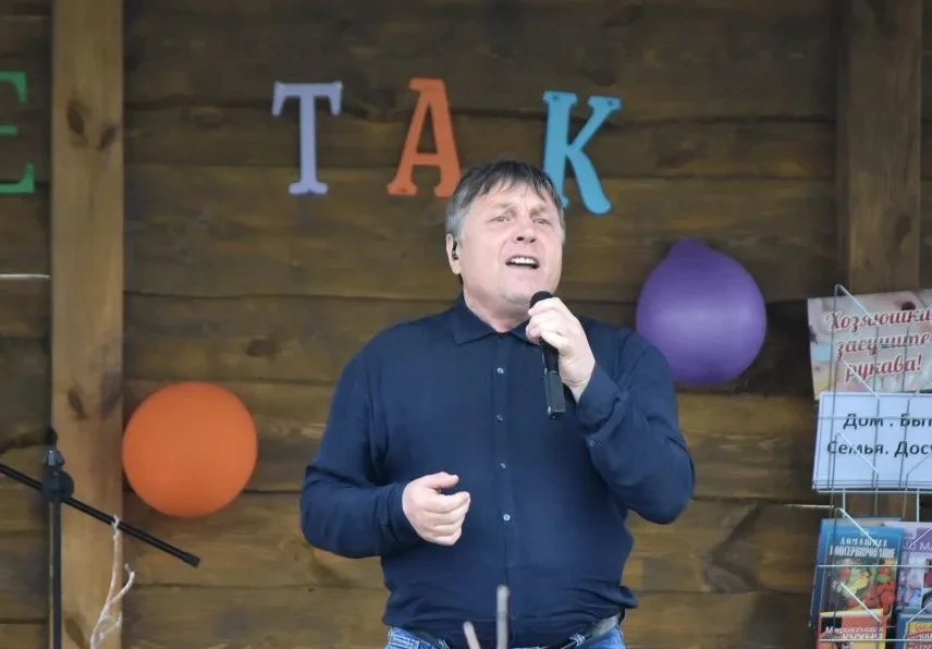 👨‍👩‍👦‍👦 Семья – начало всех начал: в хуторе Самбуров отметили Международный день семьи  ✅ «Вся семья