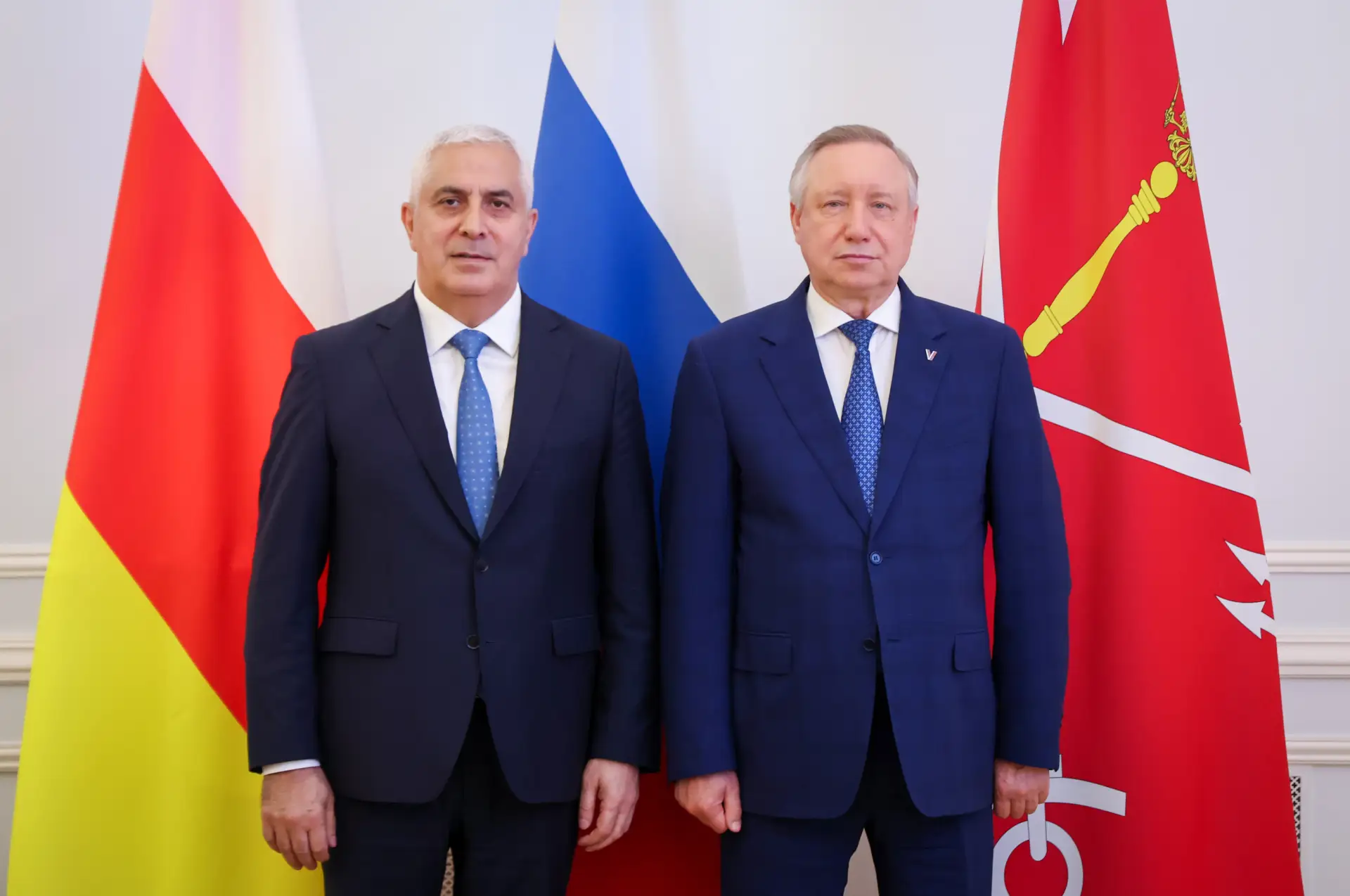 🤝 Петербург и Южная Осетия подписали Соглашение о сотрудничестве

Губернатор Санкт-Петербурга Алекс