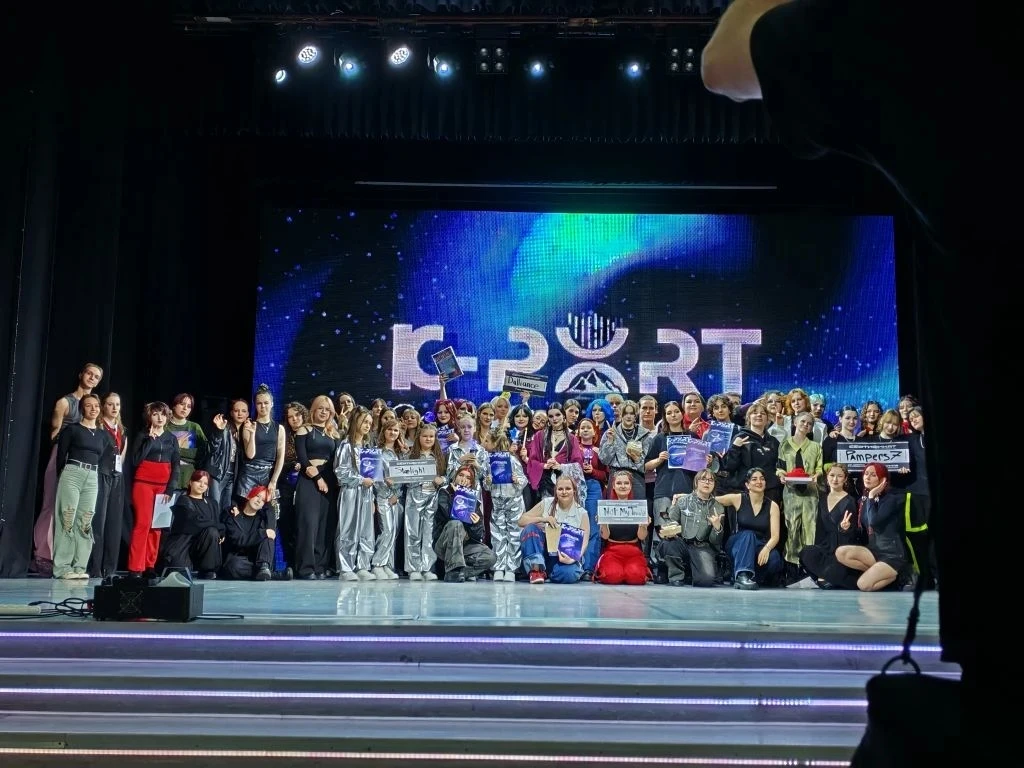 ⭐Вчера наши k-pop звезды сияли на небосводе самого северного Cover Dance Festival в Рос...
