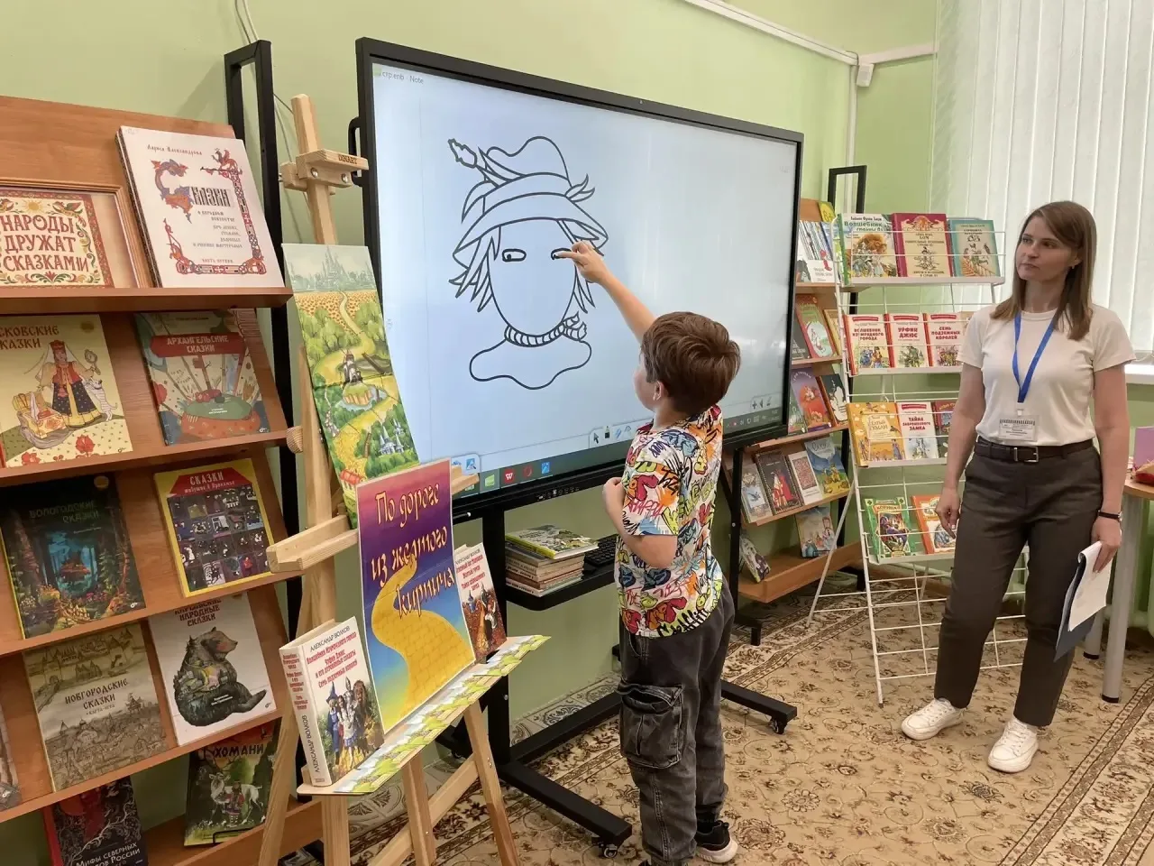 🧙По дорогам из жёлтого кирпича: путешествие нашего лагеря в страну Гудвина.

📚Нас встретили очень 