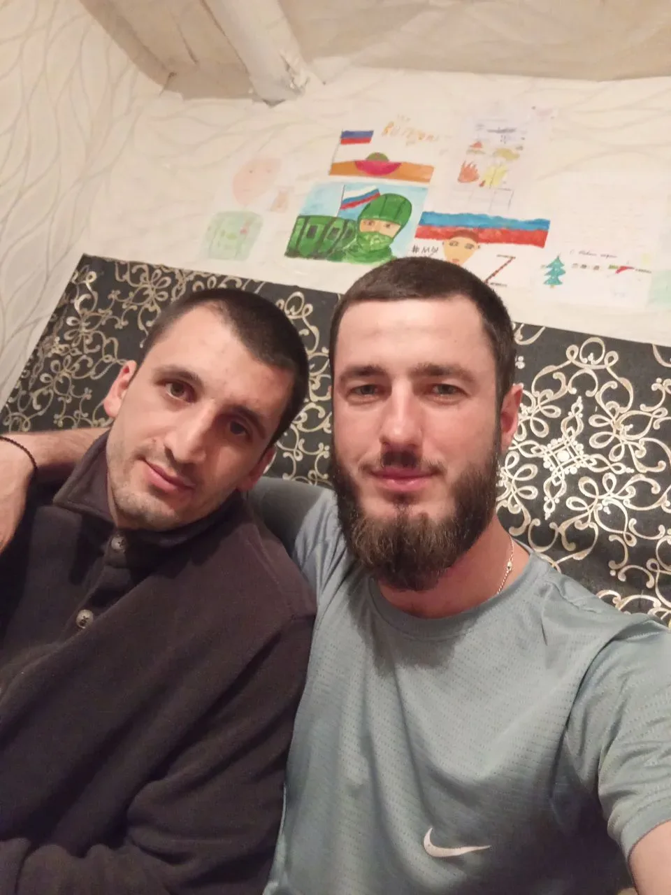 После теракта в Беслан мешками приходили письма со словами поддержки. С ребятами, выбравшимися из зл