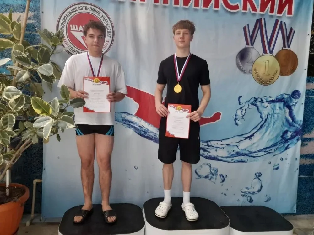 6 июня в г.Шатура прошли соревнования по плаванию, посвящённые Дню России🇷🇺 

Дмитриев Максим на д