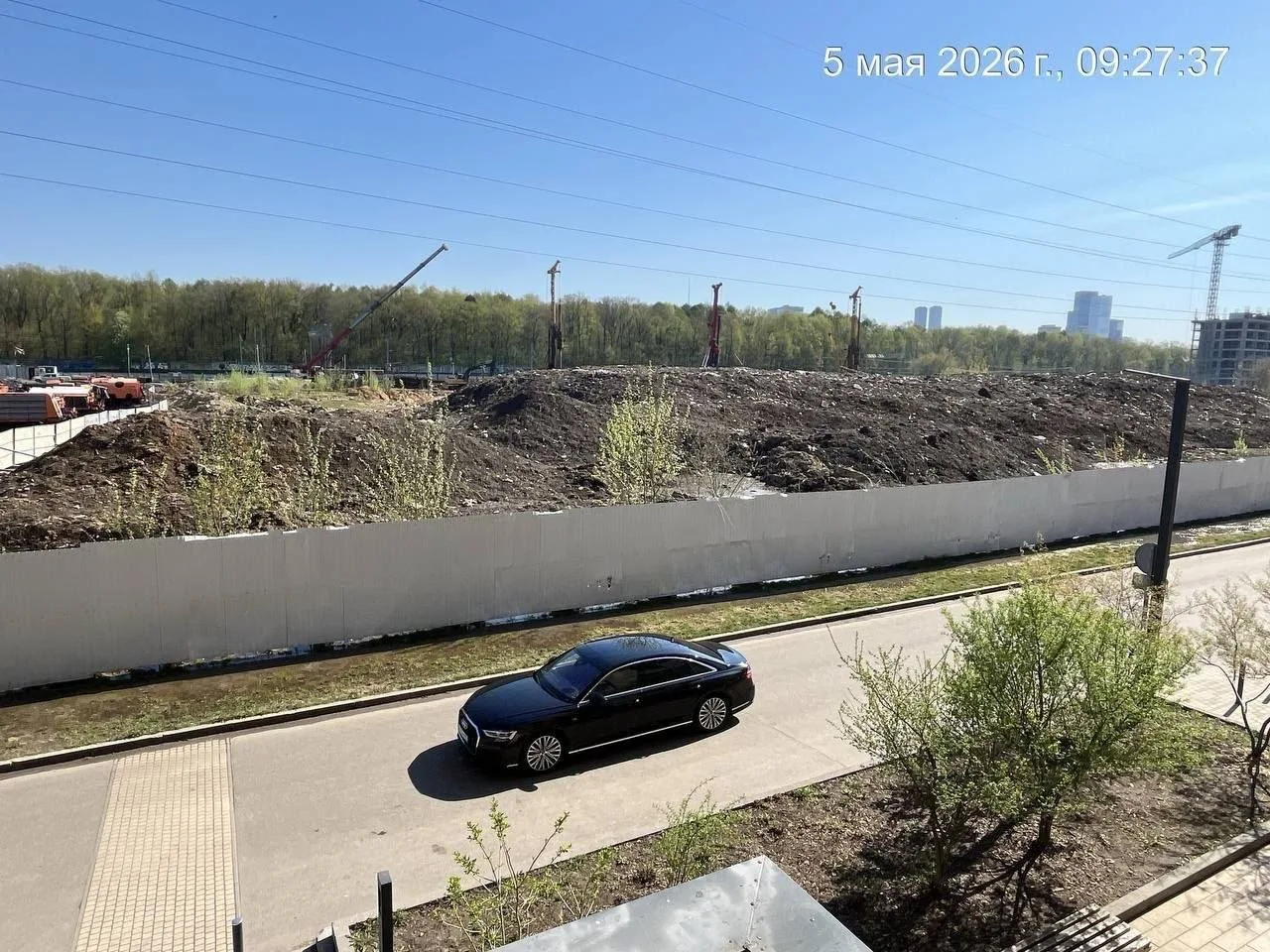 Наивно было думать, что таяние Черняховской дюны не создаст проблем для местных жителей.  И вот посл