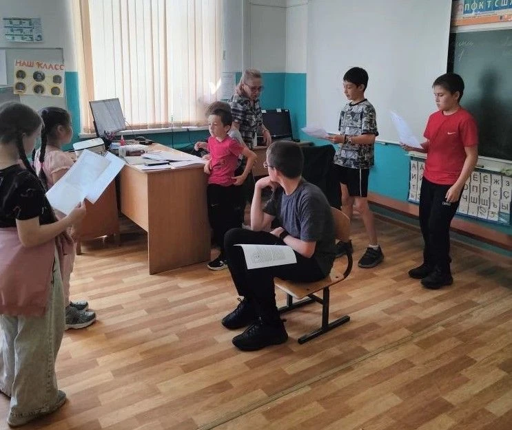 🎭📖🌟 День четвёртый: Творчество и книжные открытия! 🌟📖🎭