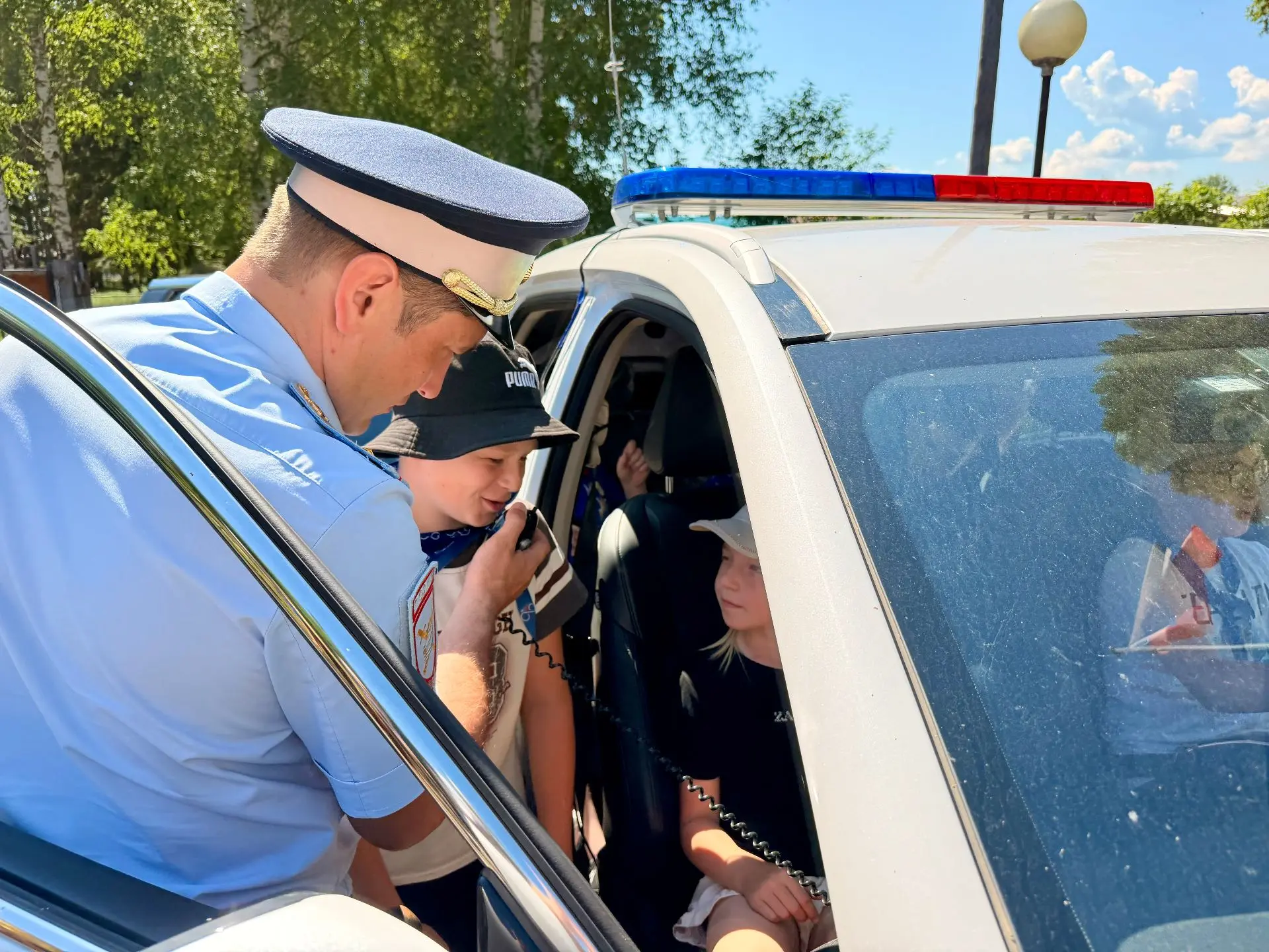 Сотрудники Госавтоинспекции Каргасокского района напомнили юным участникам дорожного движения села П