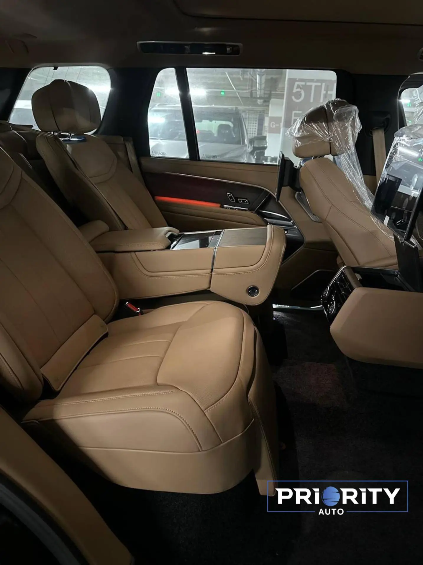 🇰🇷 ГОРЯЧЕЕ ПРЕДЛОЖЕНИЕ ИЗ КОРЕИ!  🚗 RANGE ROVER P530 AB LWB 2025 год — 29 500 000 руб Комплектация: 