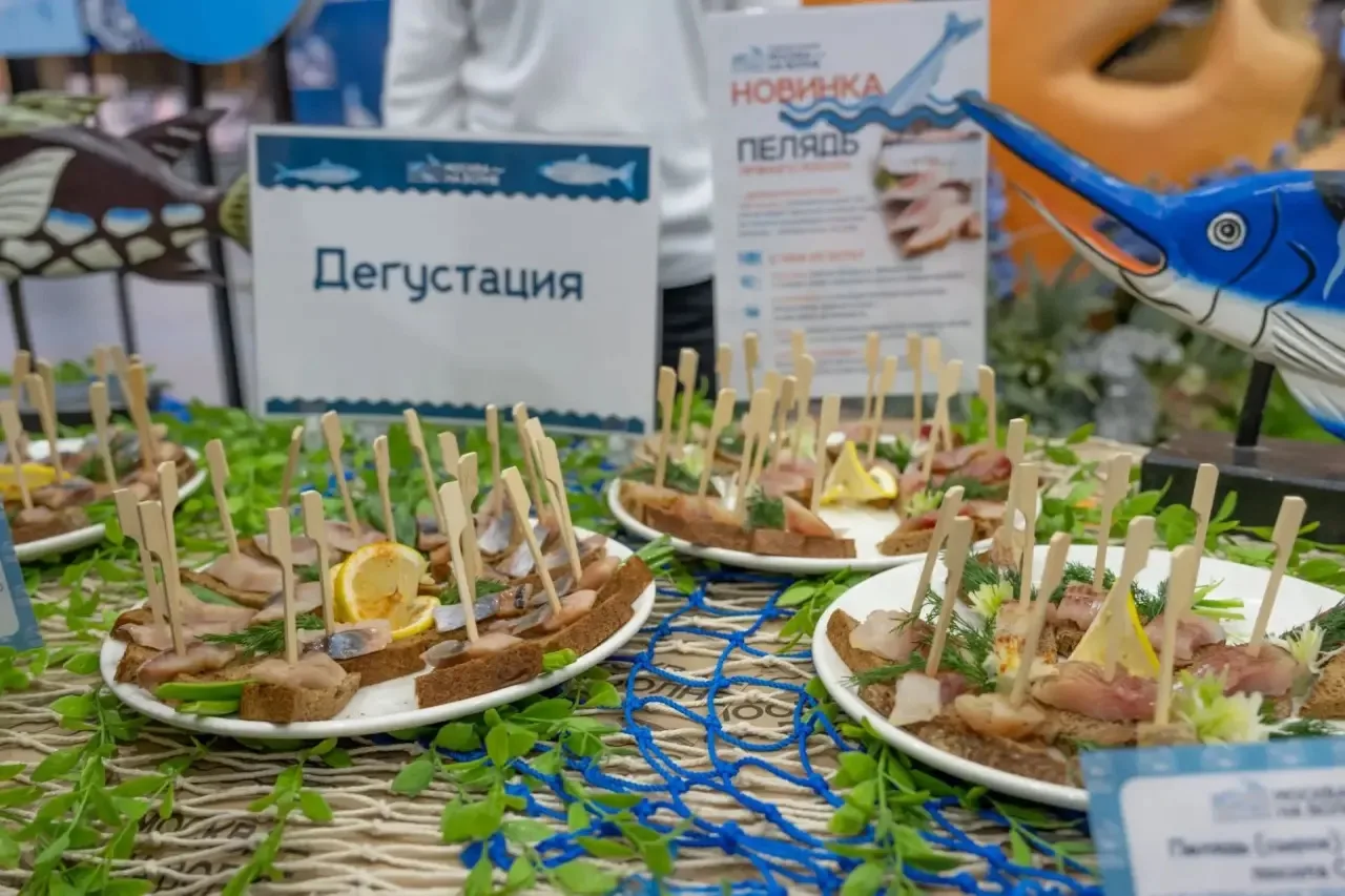 🐟 На рыбном рынке «Москва – на волне» пройдет дегустация южного толстолобика и дальневосточного тер