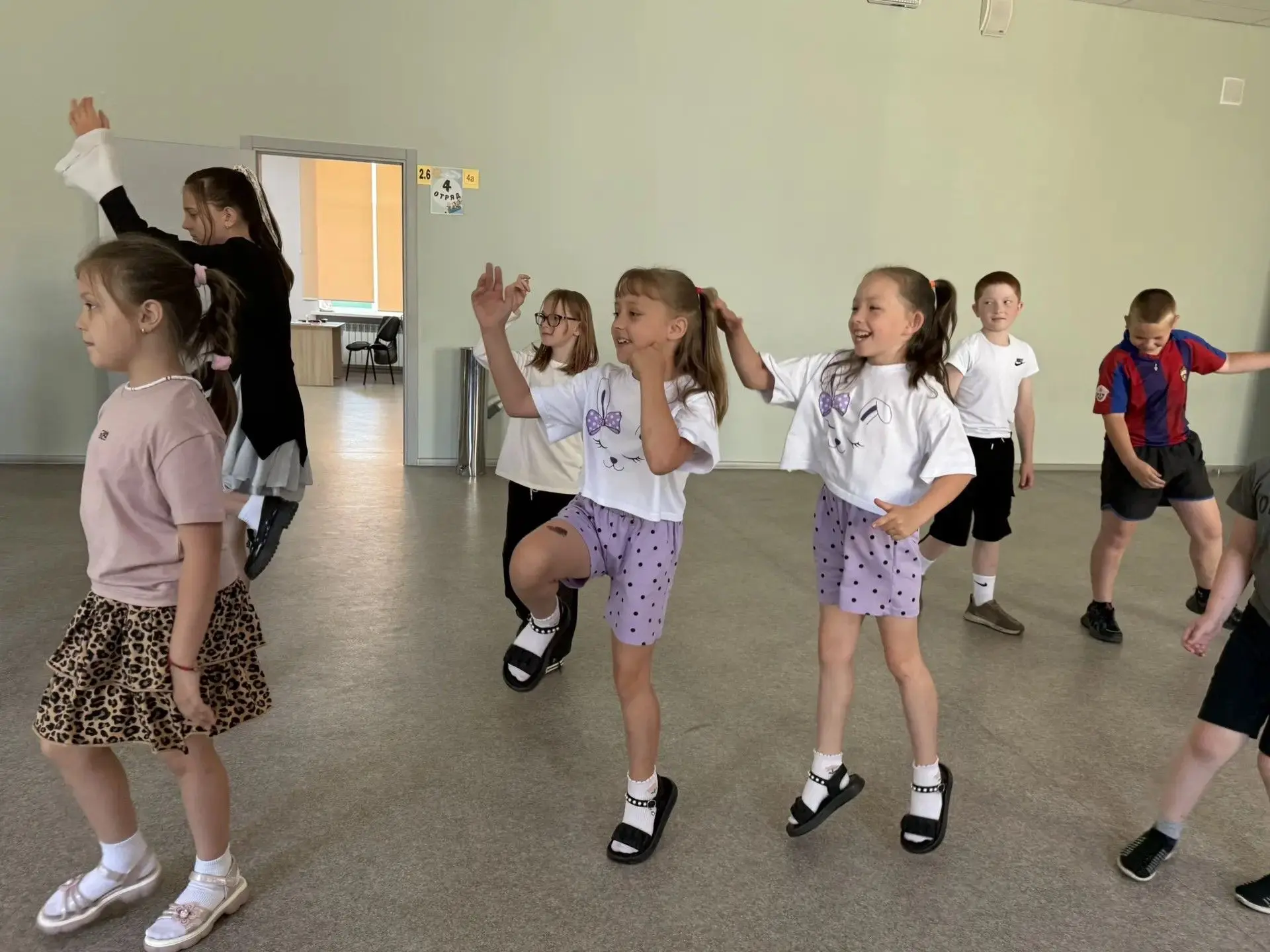 ✨ Доброе утро! ☀️Надеемся, ваш день начался с улыбки! Сегодня в нашем пришкольном лагере было особен