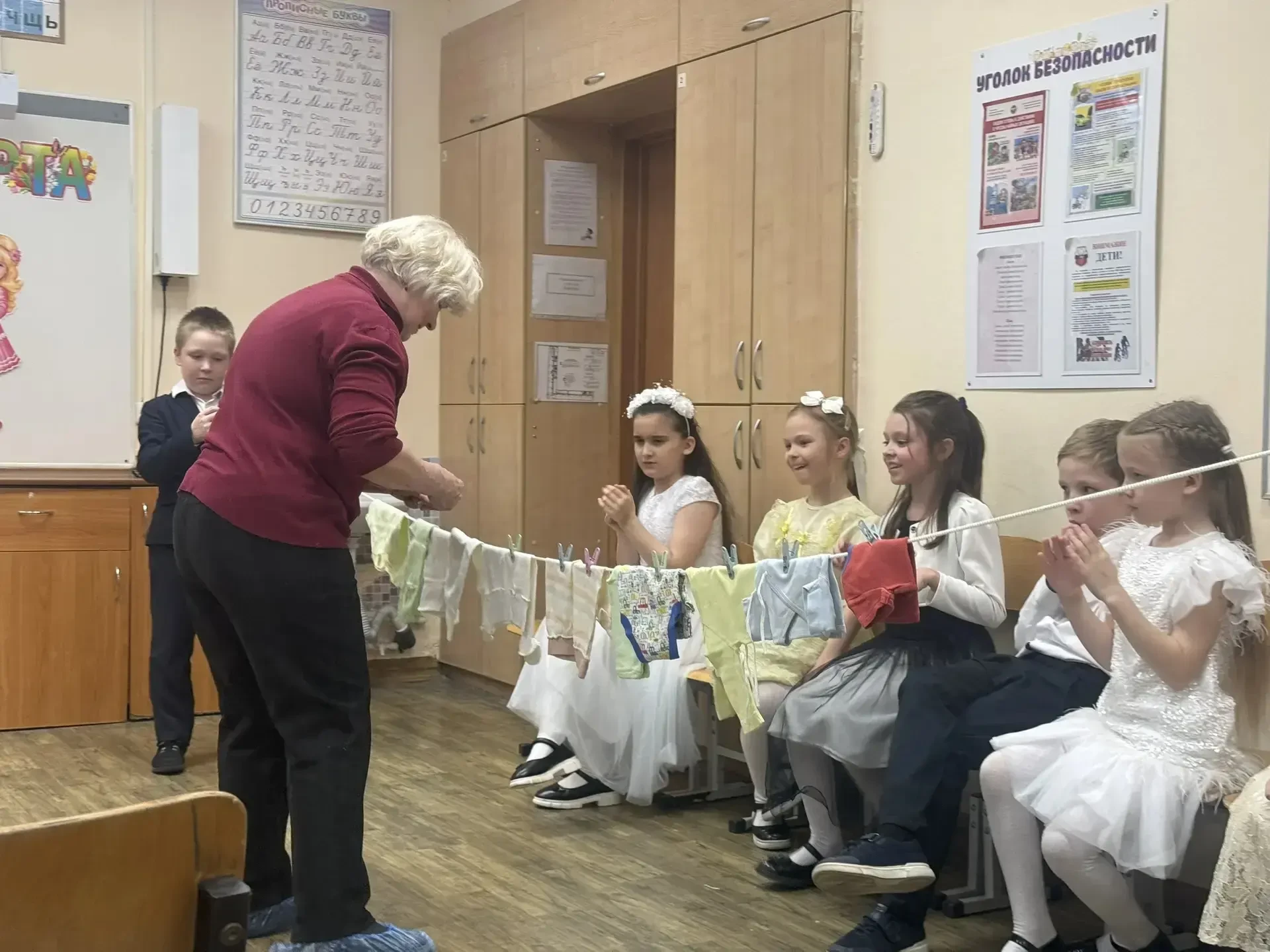 🌸 Весна, любовь и нежность: праздник во 2 «Г» классе! 🌸    19 марта ученики 2 «Г» класса устроили на