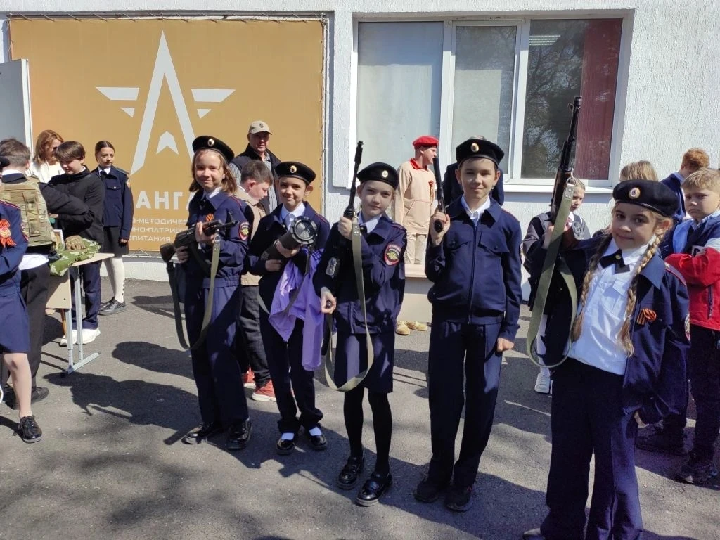 🎗Сегодня особенный день. День памяти, силы, мужества и великого подвига.  Мы с благодарностью вспоми