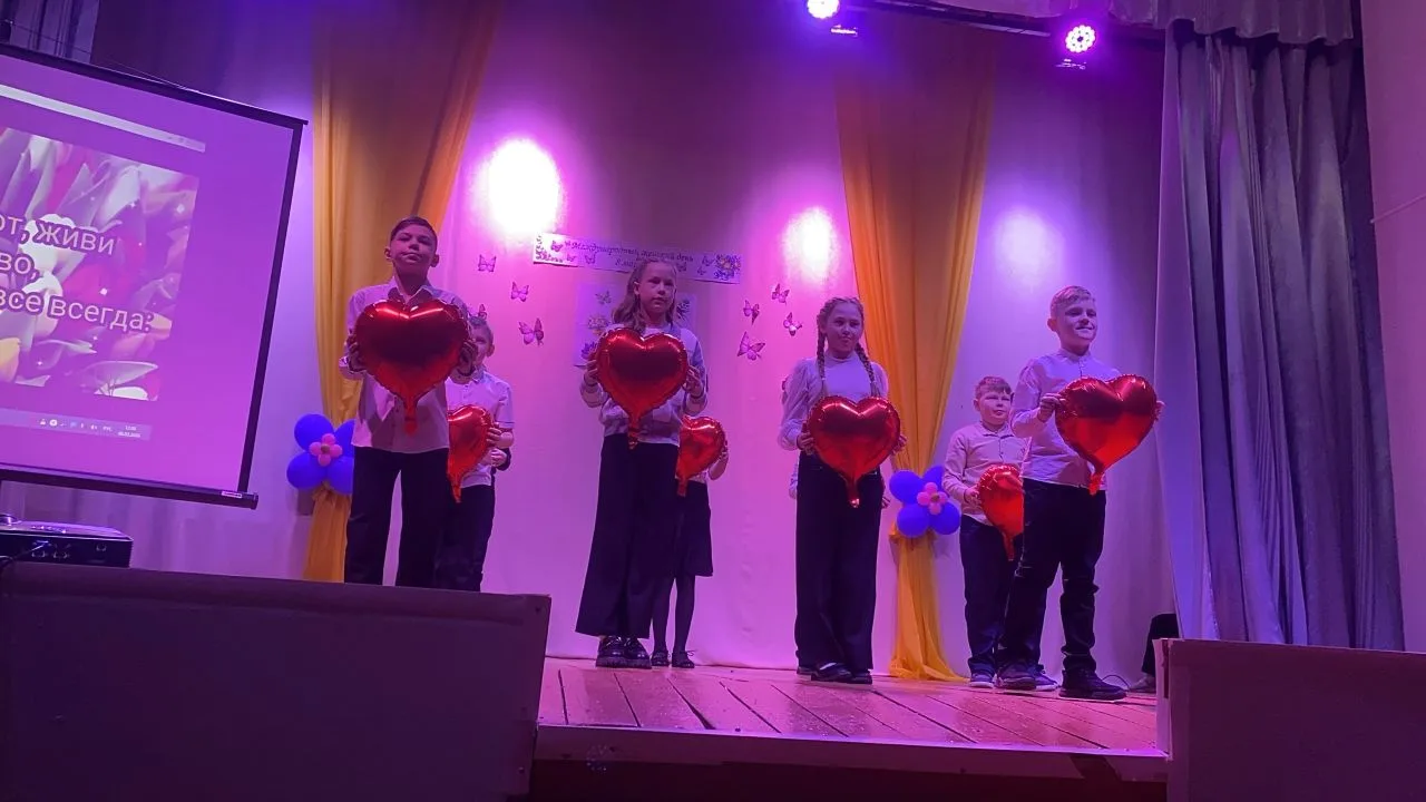 В нашей школе прошел замечательный концерт, посвящённый 8 Марта! 🌸