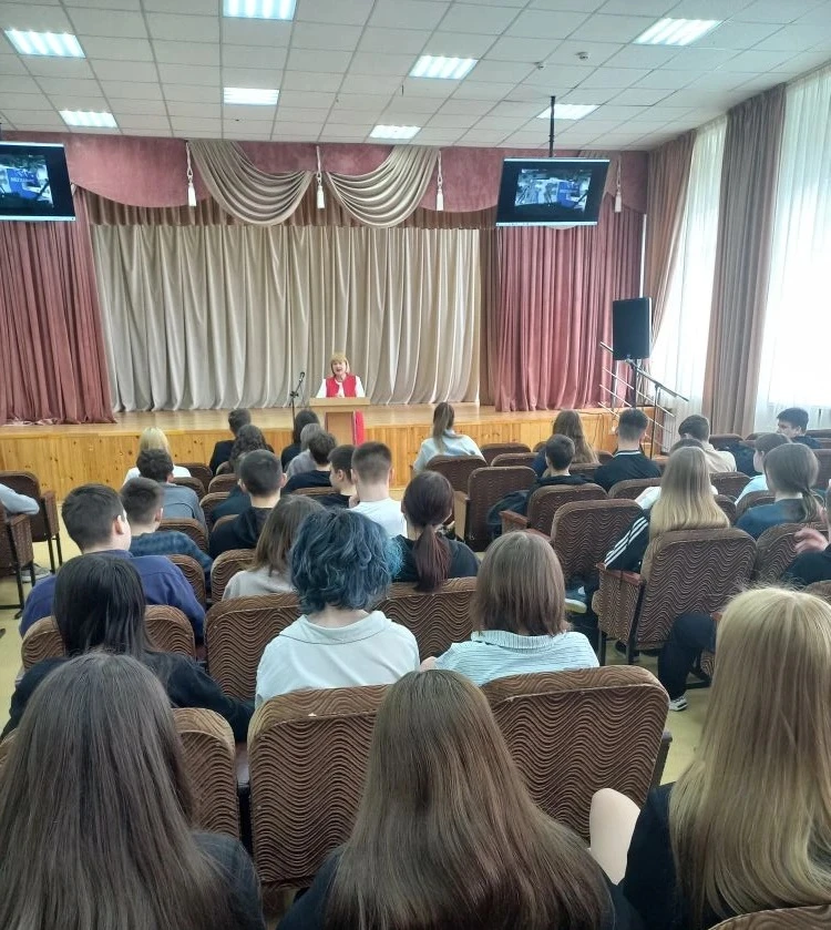 👩🏼‍💼И снова весенние профориентационные встречи!  В гостях у нас побывали коллеги из профессиональны