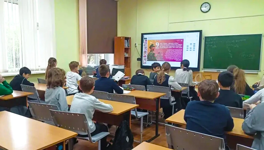 ПОМНИТЬ. ЗНАТЬ. БЕРЕЧЬ.  В нашей школе прошли профилактические беседы, посвящённые важным датам и во