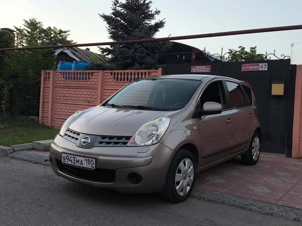 Продам Авто Nissan Note 2008 г. Родной пробег 200 000 км.