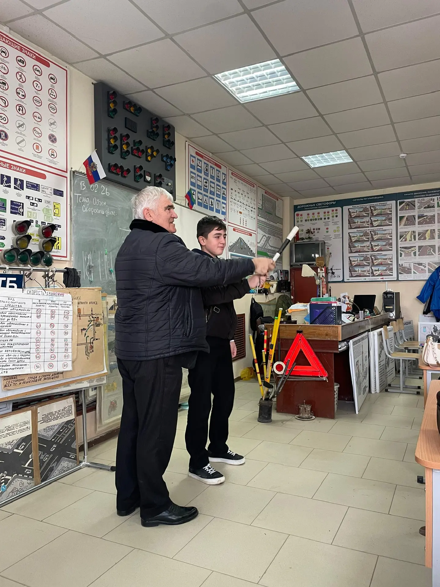 🇷🇺В рамках проекта «Билет в Будущее» учащиеся 9 Б класса с классным руководителем Чарчуевой А.М. пос