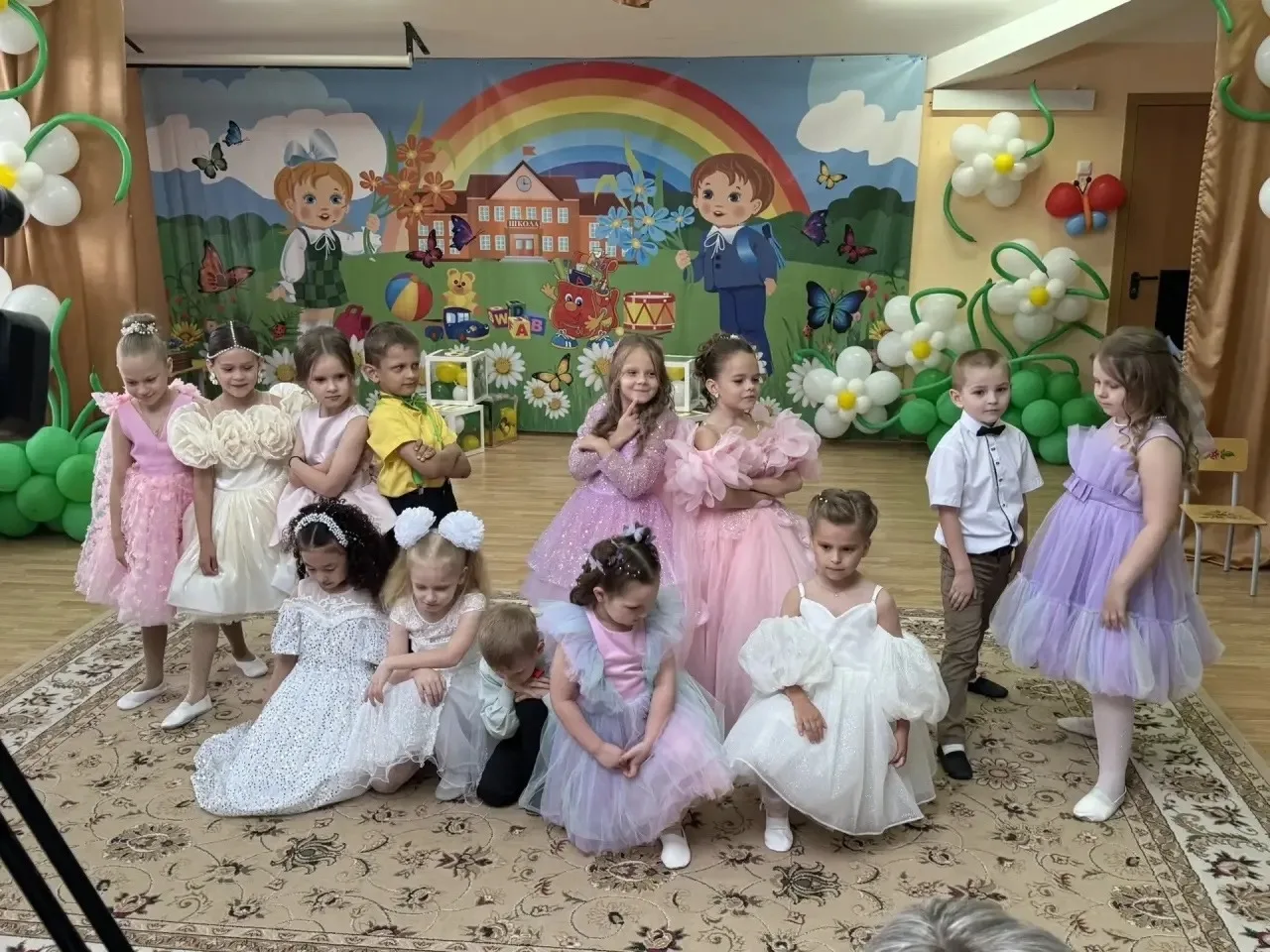 🎈🎈🎈В группе «Веснушки» прошел весёлый выпускной «День непослушания»!
